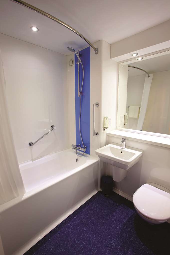 Travelodge Halifax Chambre photo